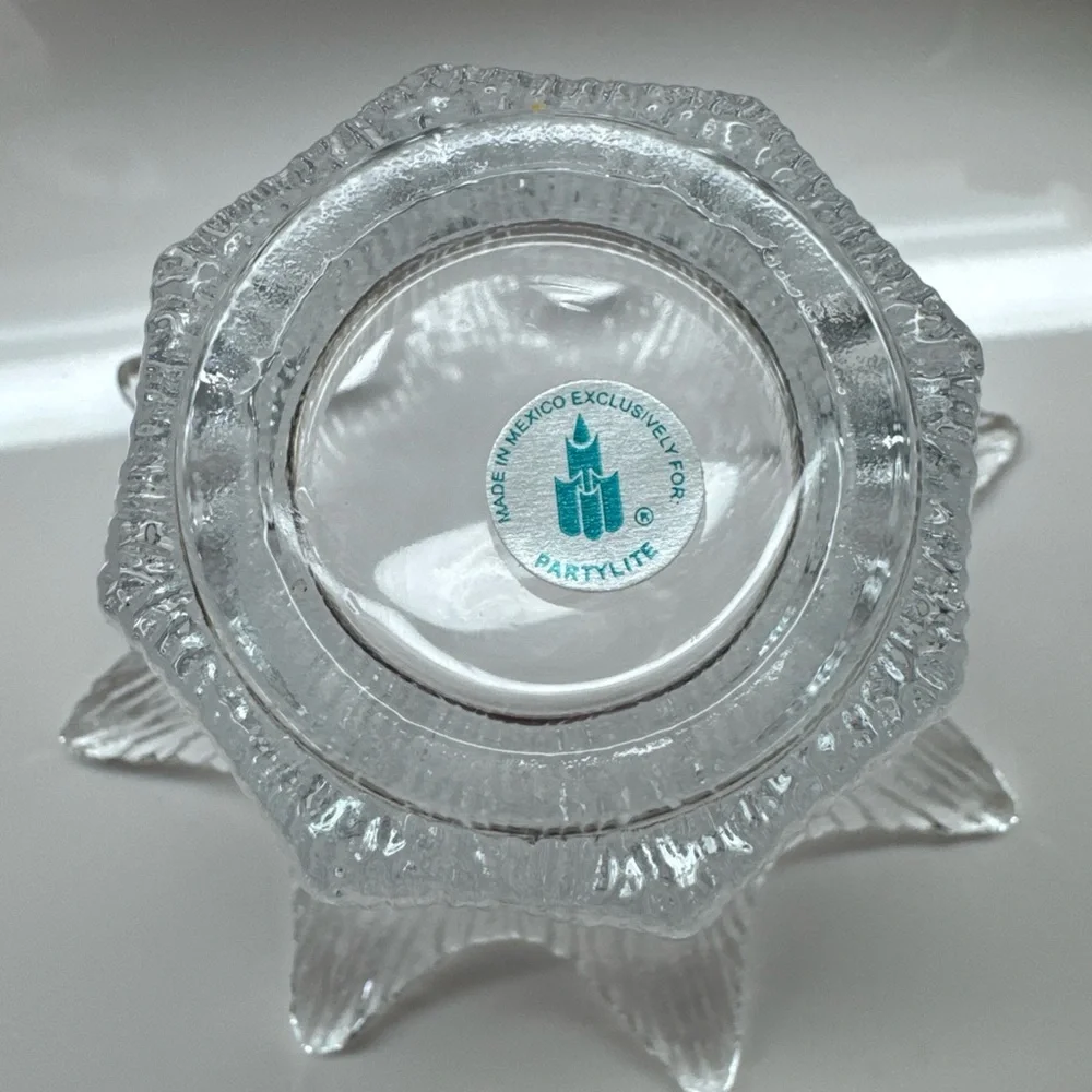 NEW PartyLite  Ice Petal Votive holder - Glass PO 282. NEW IN BOX